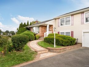 11 Eaton Road, Syosset NY 11791