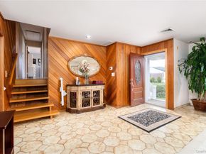 11 Eaton Road, Syosset NY 11791