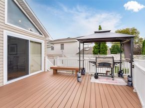 11 Eaton Road, Syosset NY 11791