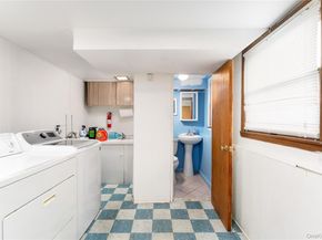 11 Eaton Road, Syosset NY 11791