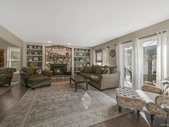 4 Apple Lane, Wading River NY 11792