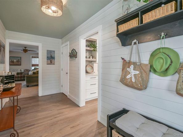 4 Apple Lane, Wading River NY 11792