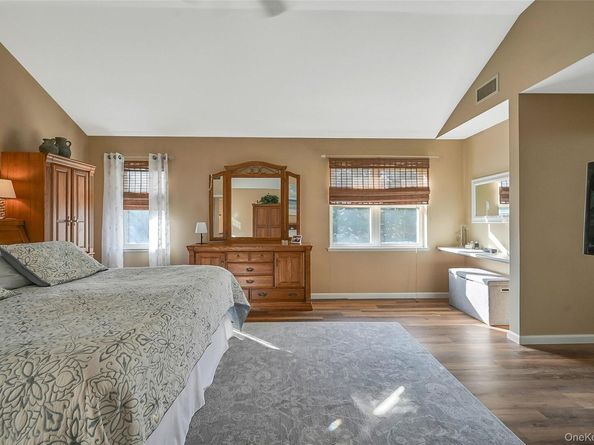 4 Apple Lane, Wading River NY 11792