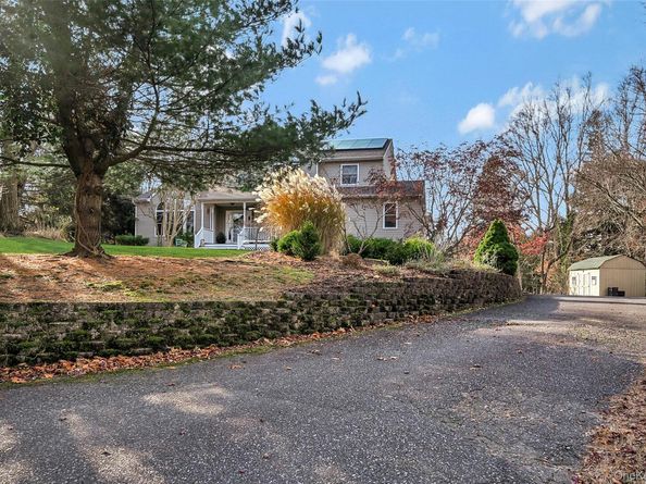 4 Apple Lane, Wading River NY 11792