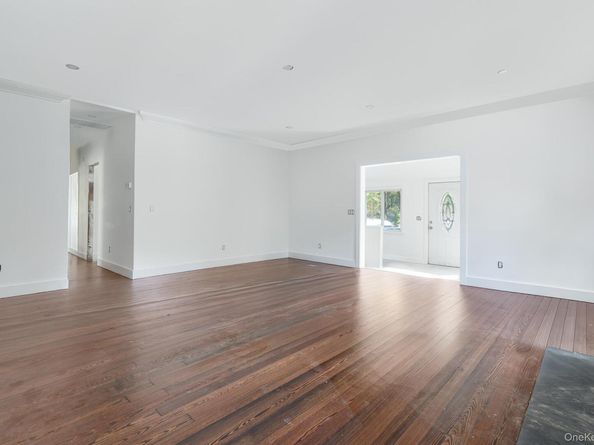 1802 Amazon Road, Mohegan Lake NY 10547