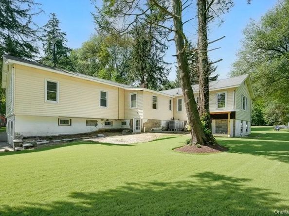 1802 Amazon Road, Mohegan Lake NY 10547
