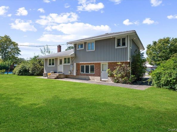 331 Woodbridge Lane, Jericho NY 11753