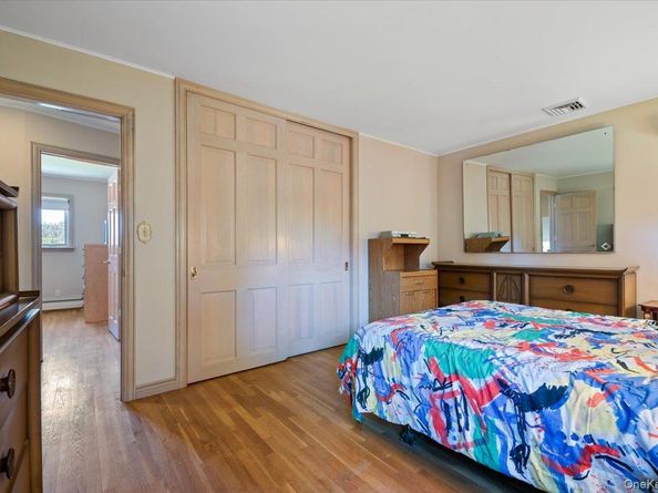 331 Woodbridge Lane, Jericho NY 11753