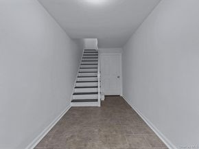 2935 Middletown Road B, Bronx NY 10461