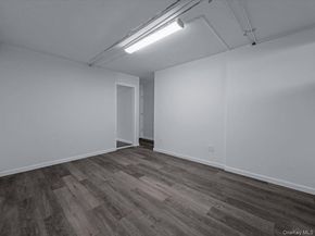 2935 Middletown Road B, Bronx NY 10461