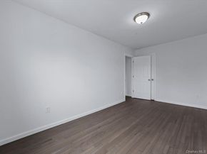 2935 Middletown Road B, Bronx NY 10461
