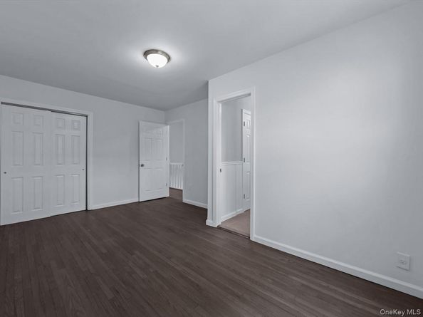 2935 Middletown Road B, Bronx NY 10461