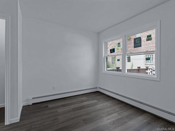 2935 Middletown Road B, Bronx NY 10461