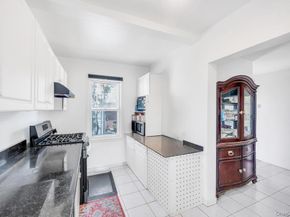160 N Central Avenue, Valley Stream NY 11580
