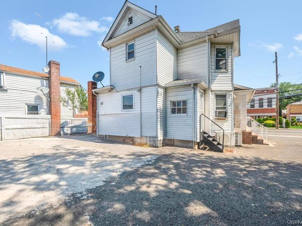 160 N Central Avenue, Valley Stream NY 11580