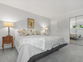 16 Ridge Drive E, Roslyn NY 11576