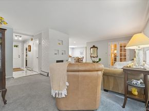 16 Ridge Drive E, Roslyn NY 11576