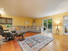 16 Ridge Drive E, Roslyn NY 11576