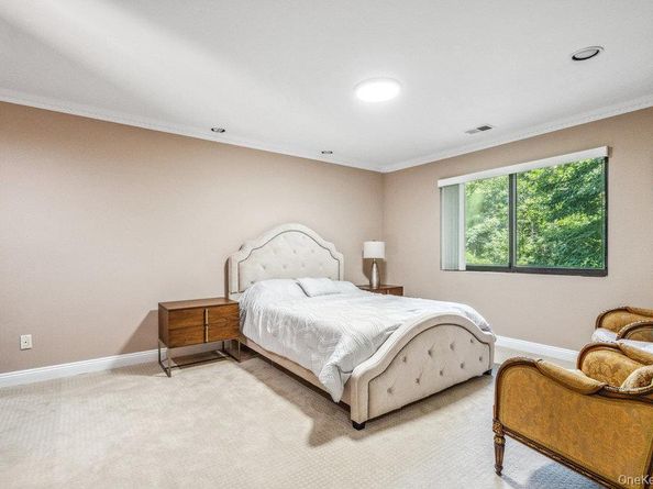 31 Club House Court 31, Jericho NY 11753