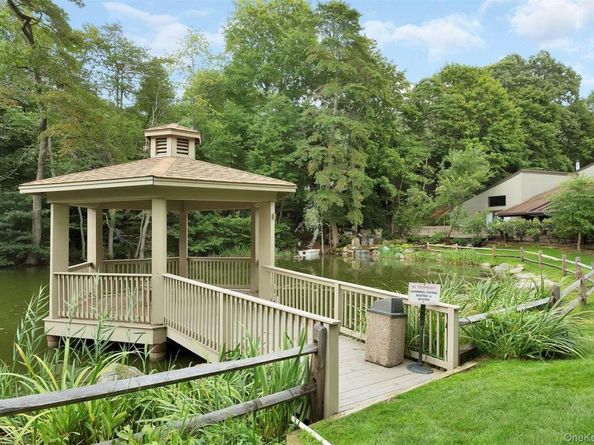 31 Club House Court 31, Jericho NY 11753