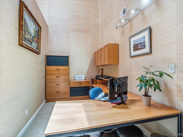 31 Club House Court 31, Jericho NY 11753