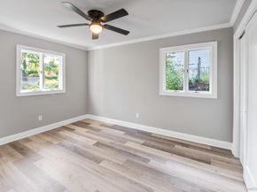 33 Alsace Place, Northport NY 11768