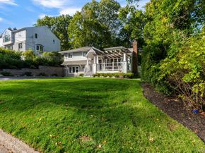 33 Alsace Place, Northport NY 11768