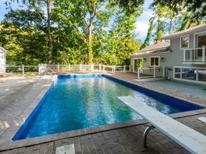 33 Alsace Place, Northport NY 11768