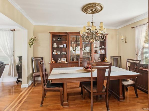 23026 87th Avenue, Bellaire NY 11427