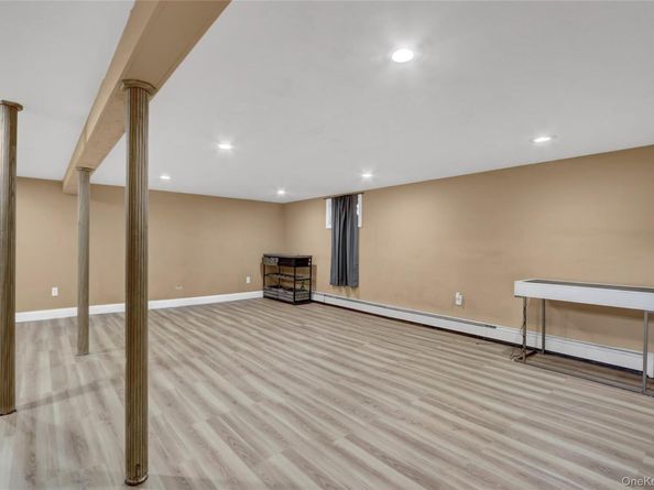 600 Plainview Road, Plainview NY 11803