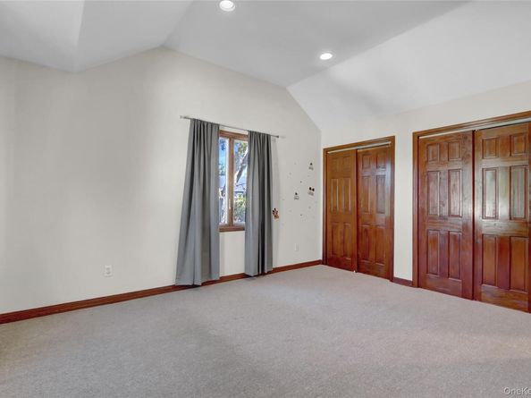 600 Plainview Road, Plainview NY 11803