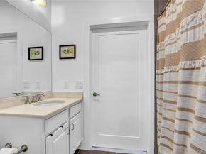 233 Marina Pointe Drive 233, East Rockaway NY 11518