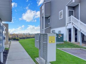 233 Marina Pointe Drive 233, East Rockaway NY 11518