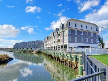 233 Marina Pointe Drive