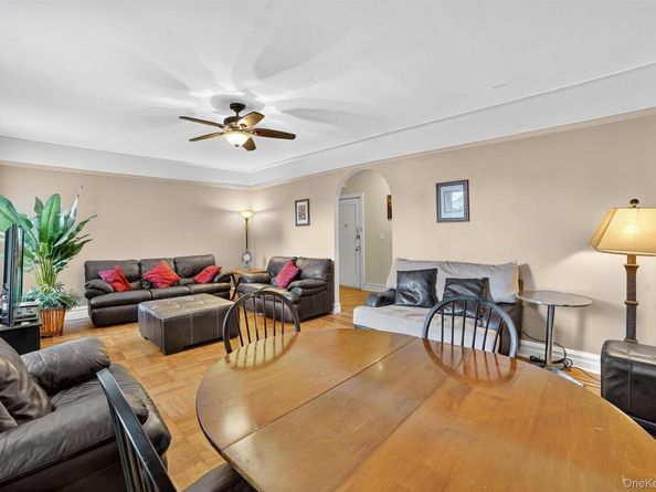 219 Bronx River Road 2L, Yonkers NY 10704