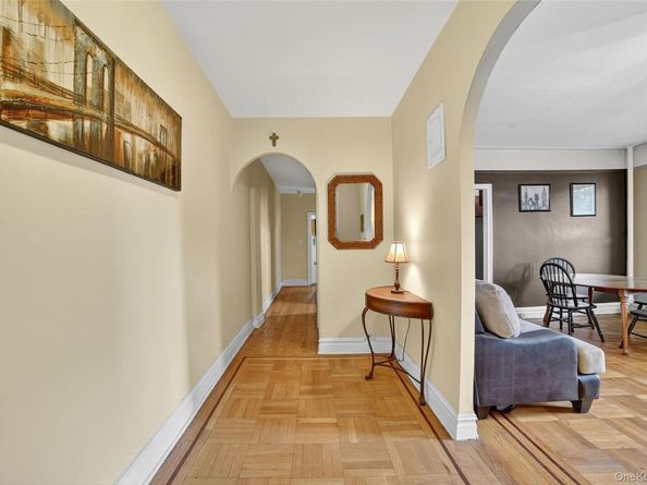 219 Bronx River Road 2L, Yonkers NY 10704