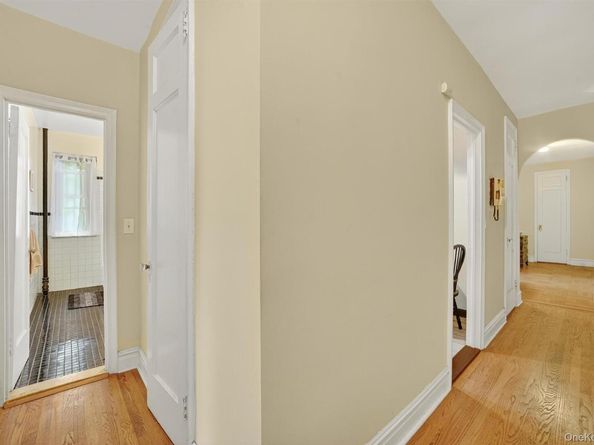 219 Bronx River Road 2L, Yonkers NY 10704