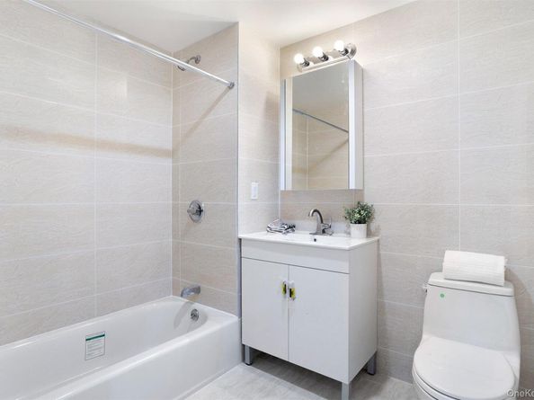 91-23 Corona Avenue 2B, Elmhurst NY 11373