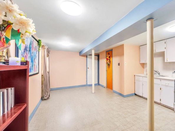 88-49 202nd Street, Hollis NY 11423
