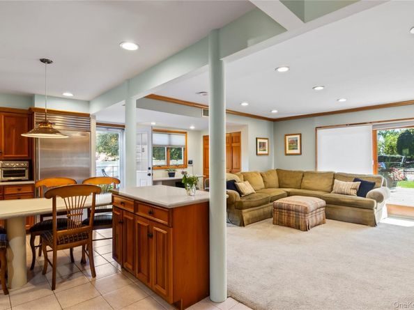 48 Cedar Road, East Northport NY 11731