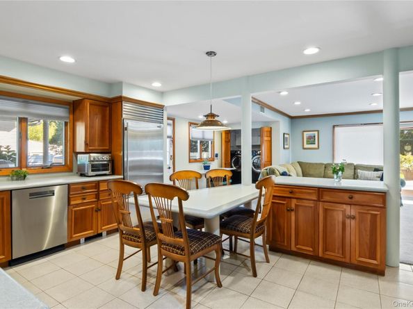 48 Cedar Road, East Northport NY 11731