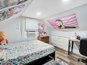 18 Cambridge Avenue, Bethpage NY 11714