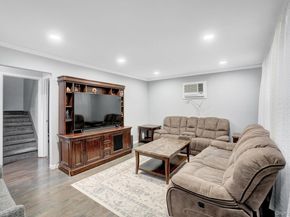 18 Cambridge Avenue, Bethpage NY 11714