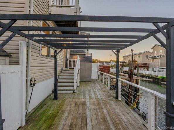 647 Lincoln Street, Baldwin Harbor NY 11510