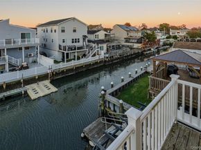 647 Lincoln Street, Baldwin Harbor NY 11510