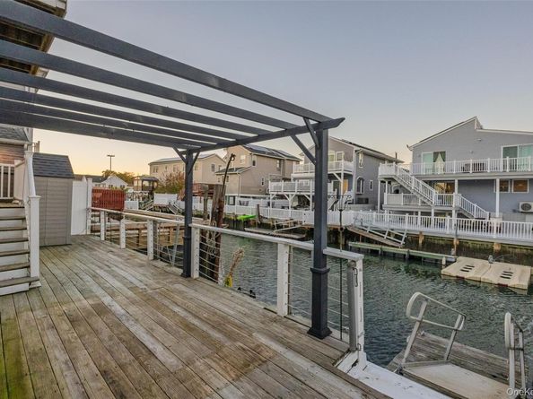 647 Lincoln Street, Baldwin Harbor NY 11510