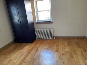 35-12 205 St 259, Bayside NY 11361