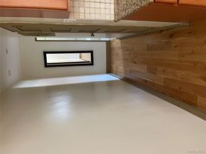 35-12 205 St 259, Bayside NY 11361