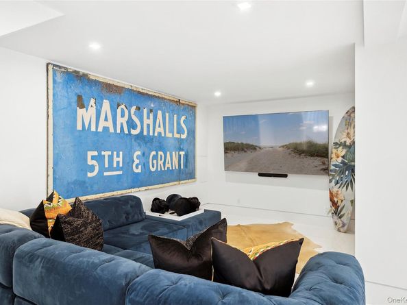 2803 Noyac Road, Sag Harbor NY 11963