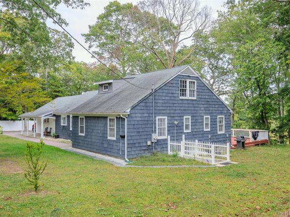477 Gibbs Pond Road, Nesconset NY 11767